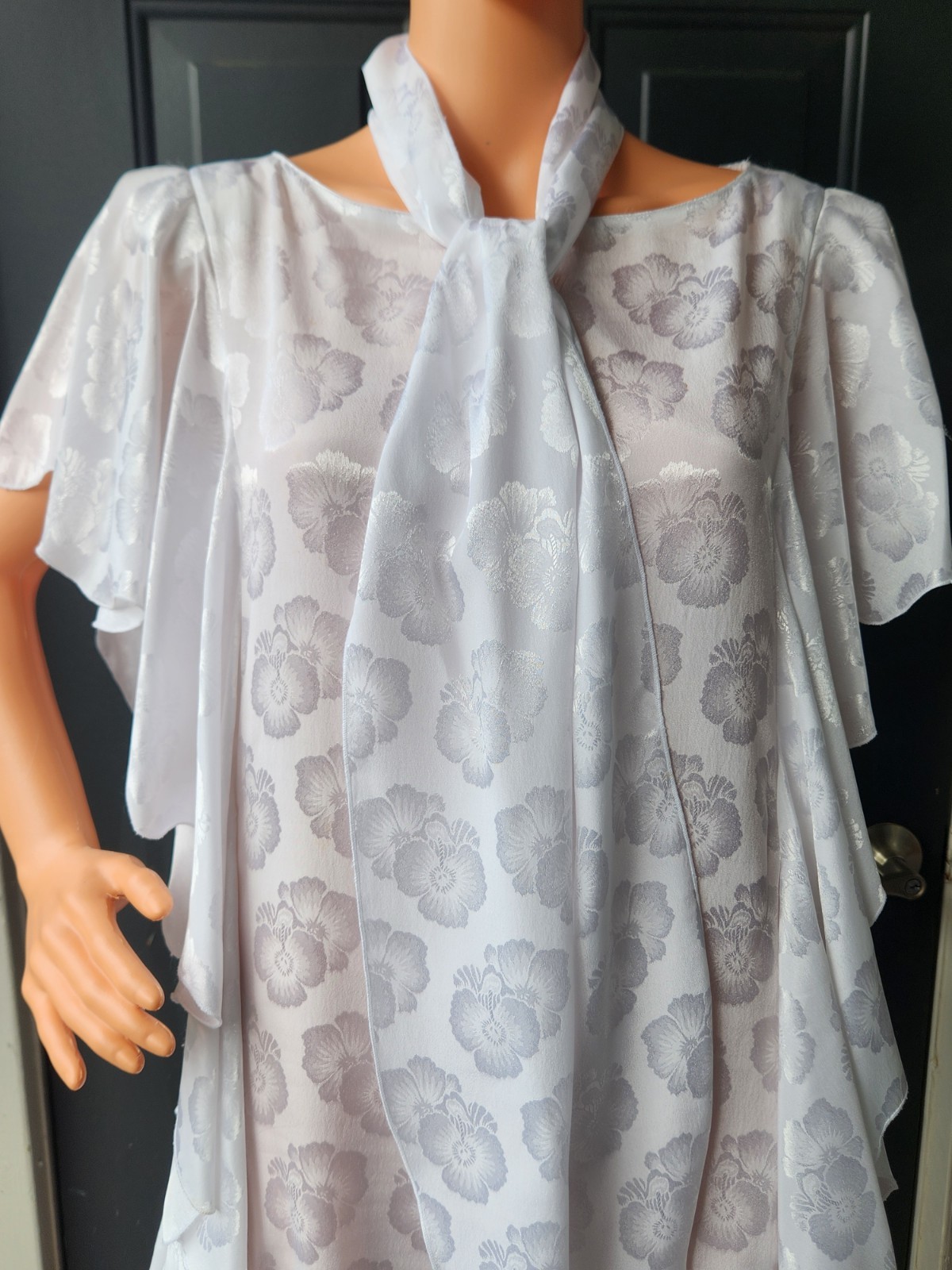Vintage Miss Ashlee White Floral Jacquard Pattern Ruffle Dress & Scarf Tie Sz 8