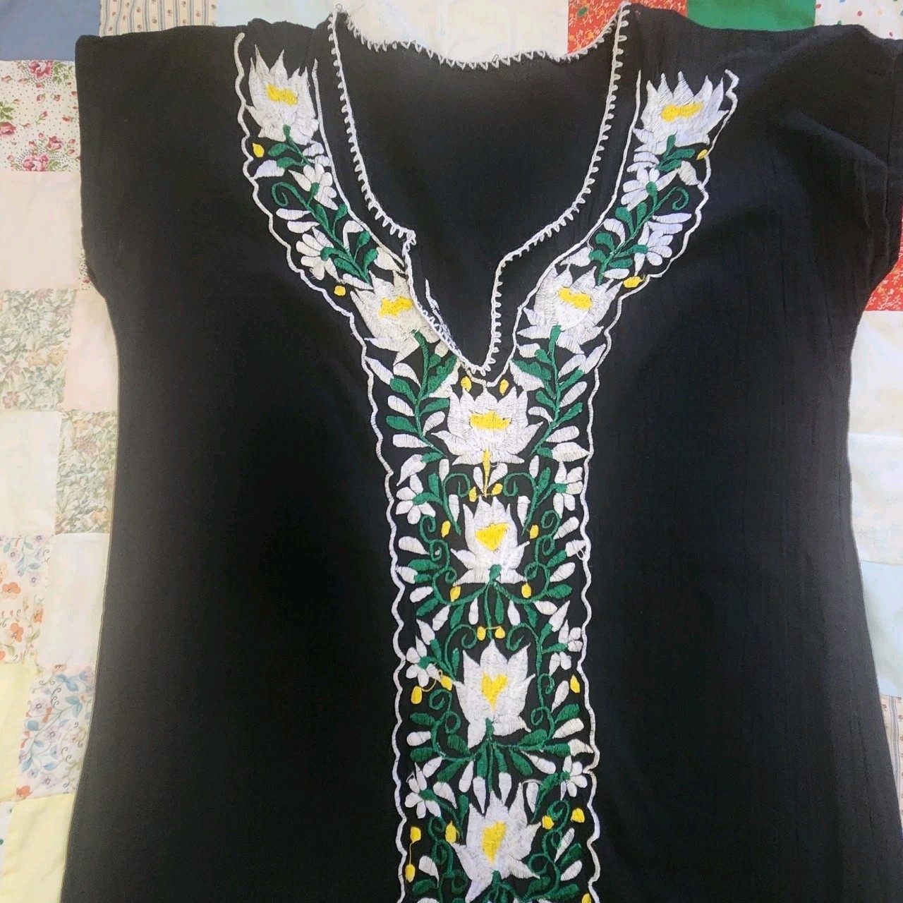 Vtg 70s Embroidered Ethnic Mexican Peasant Dress Boho Tunic L Black Lotus Resort