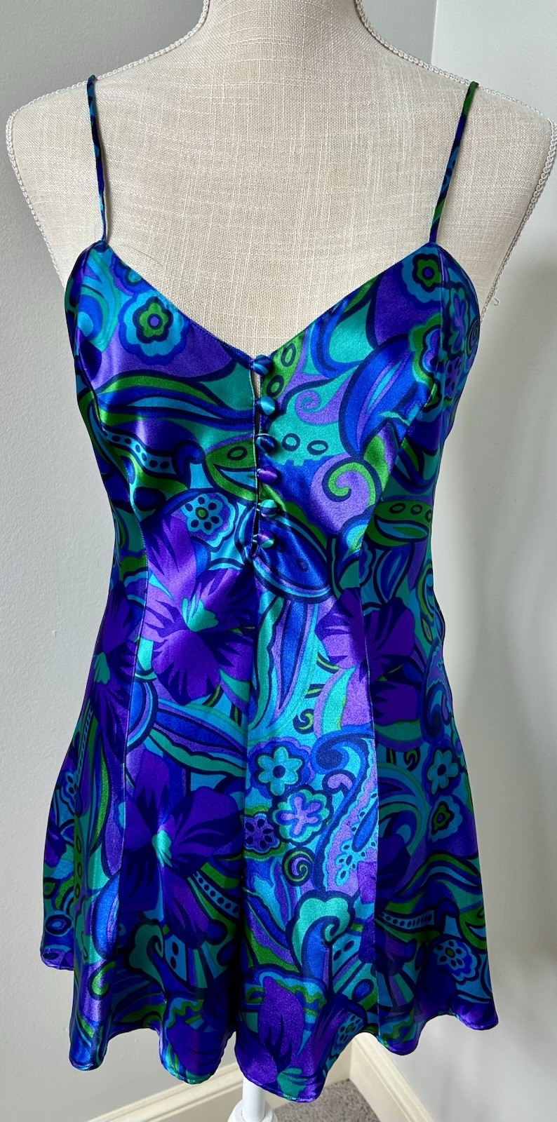 Vintage Cacique Fitted Gown And Robe Set, Gown Small, Robe Medium, Excellent