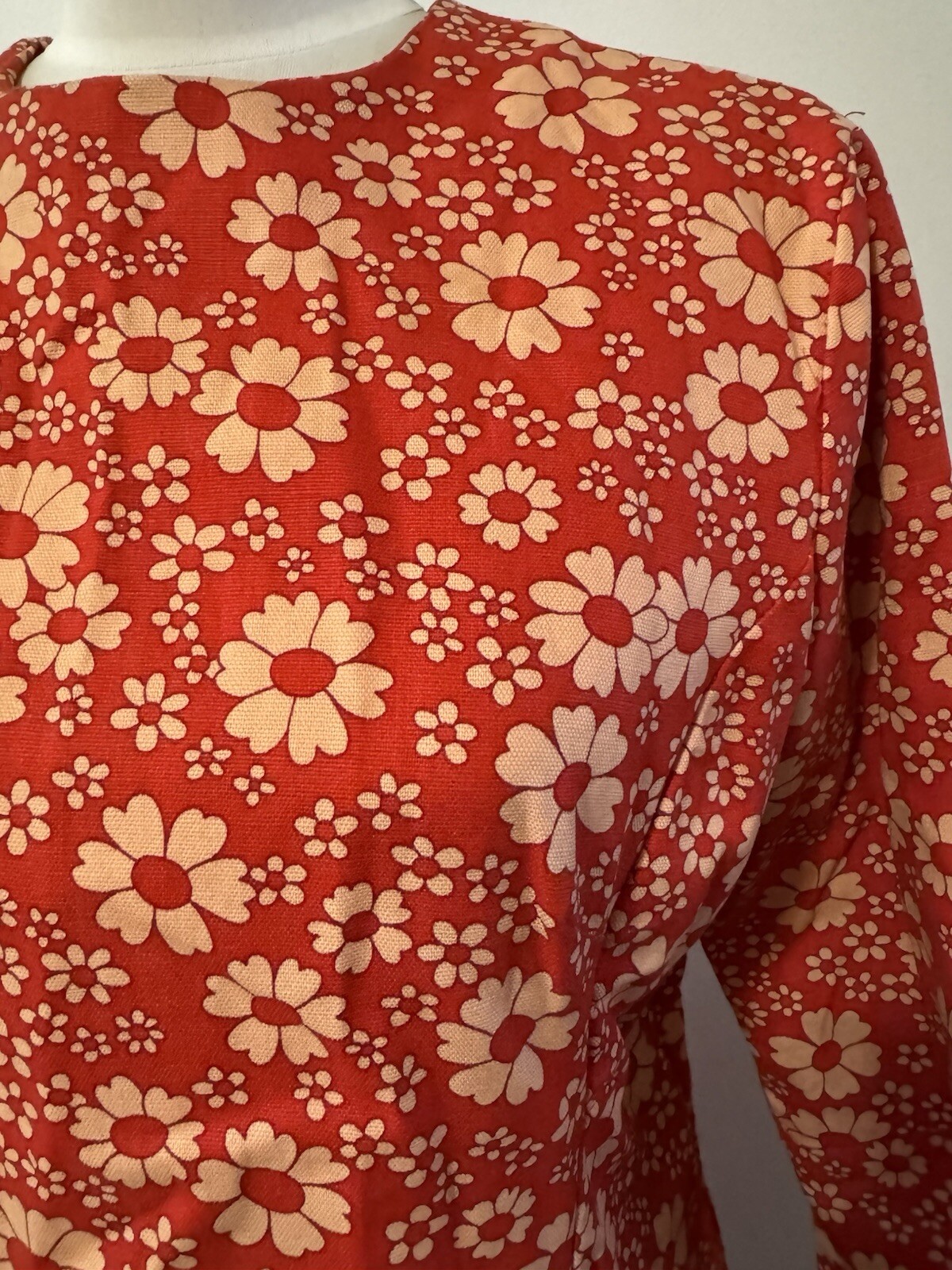 Vtg 60s Dress Heavy Cotton Blend MOD Flower Power Daisies M Red
