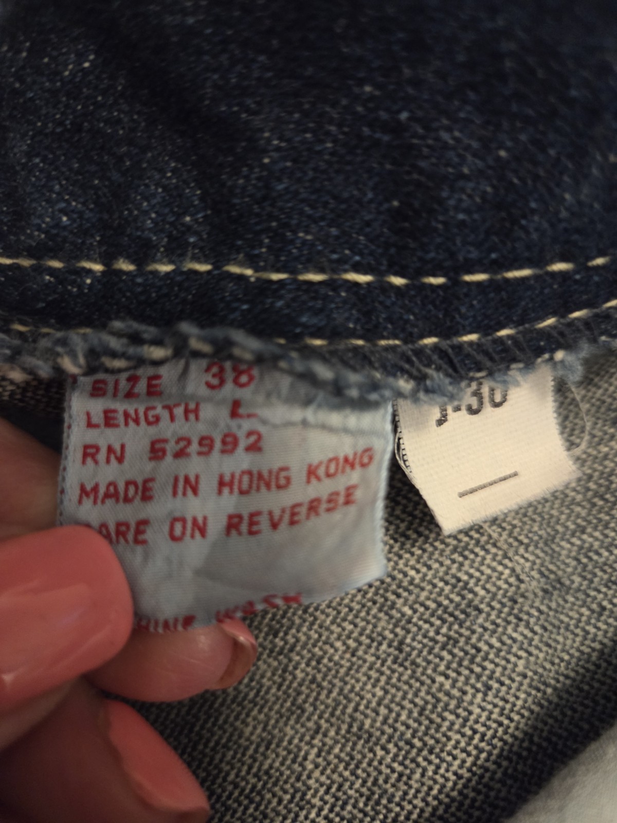 1980s Vintage Jordache Straight Leg Dark Wash Jeans 34X32