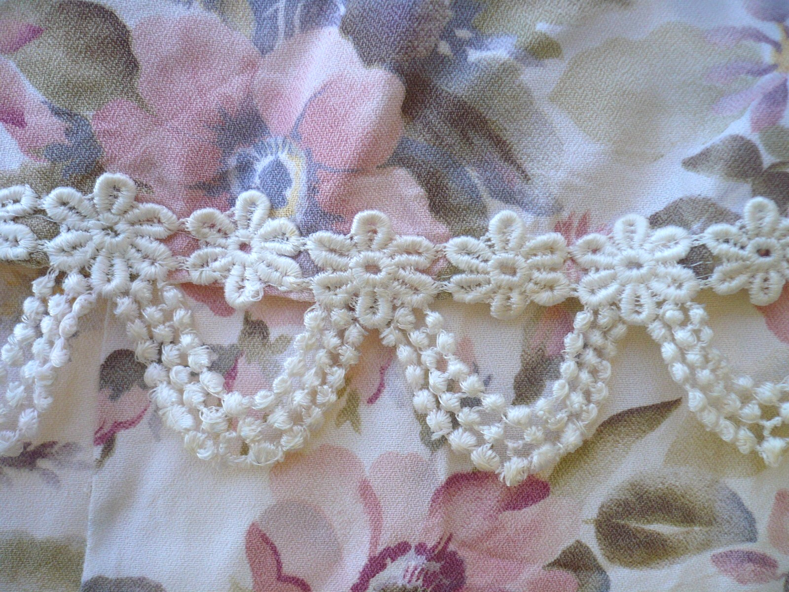 VTG 80S S M SARAH RICHARDS SRING EASTER PINK FLORAL LACE IVORY DRESS PASTEL TIES