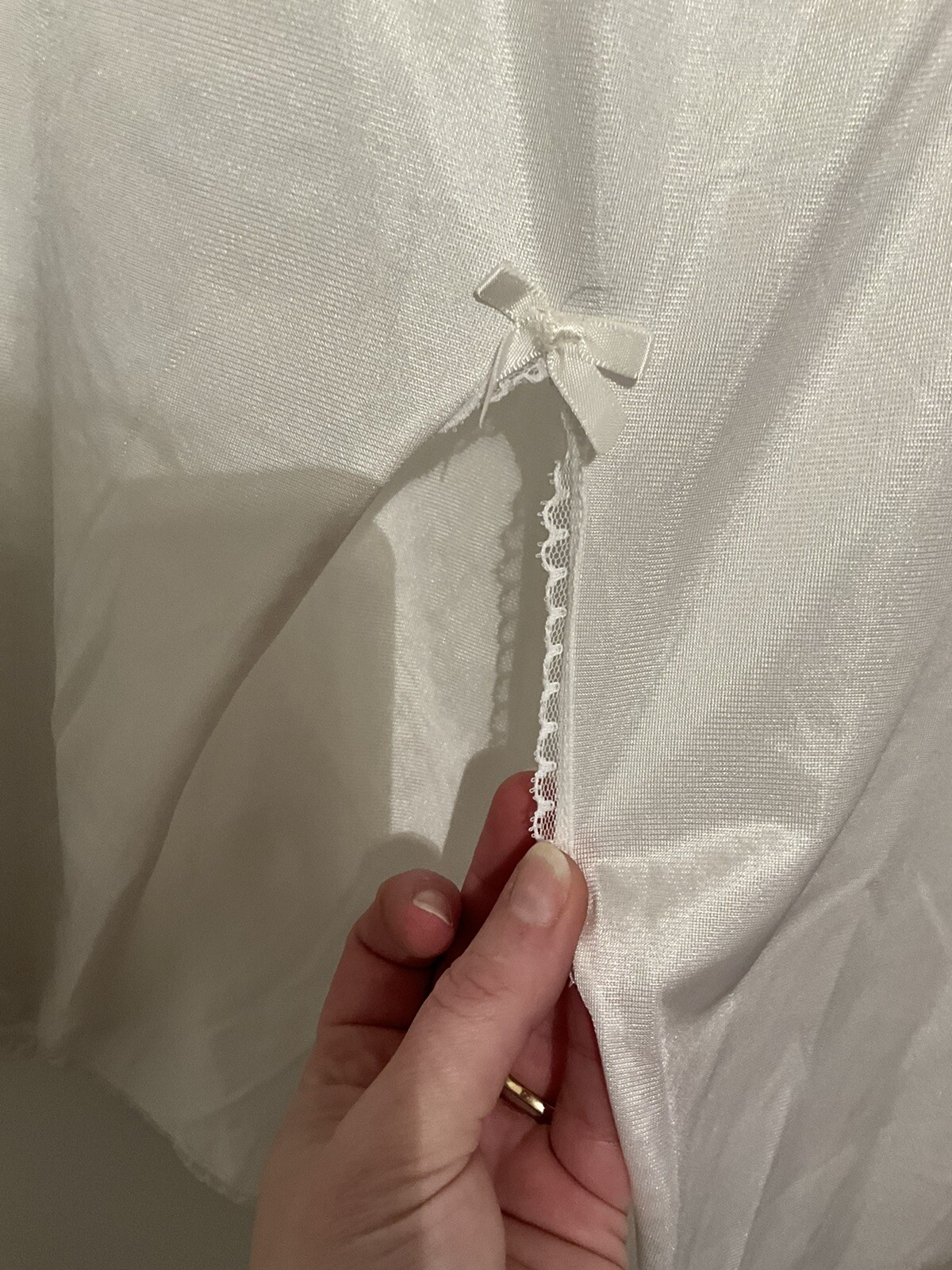 DAWN TO DUSK VINTAGE 70s Half Slip White Silky Tricot Antron III Sz Small 24/26