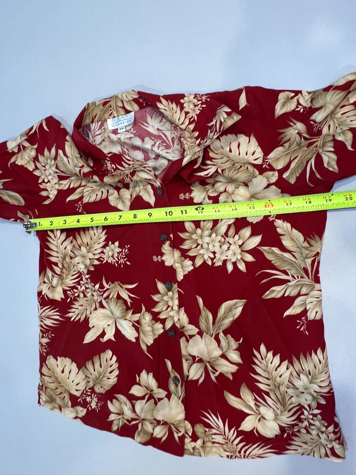 Vintage Iolani Classics Ladies Rayon Red Hawaiian Aloha Shirt XS Made in Hawaii