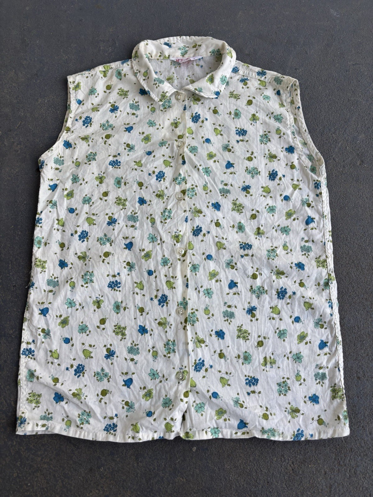 VTG 1950s Gordon Peters Sleeveless Floral Button -up.housewife Style.small
