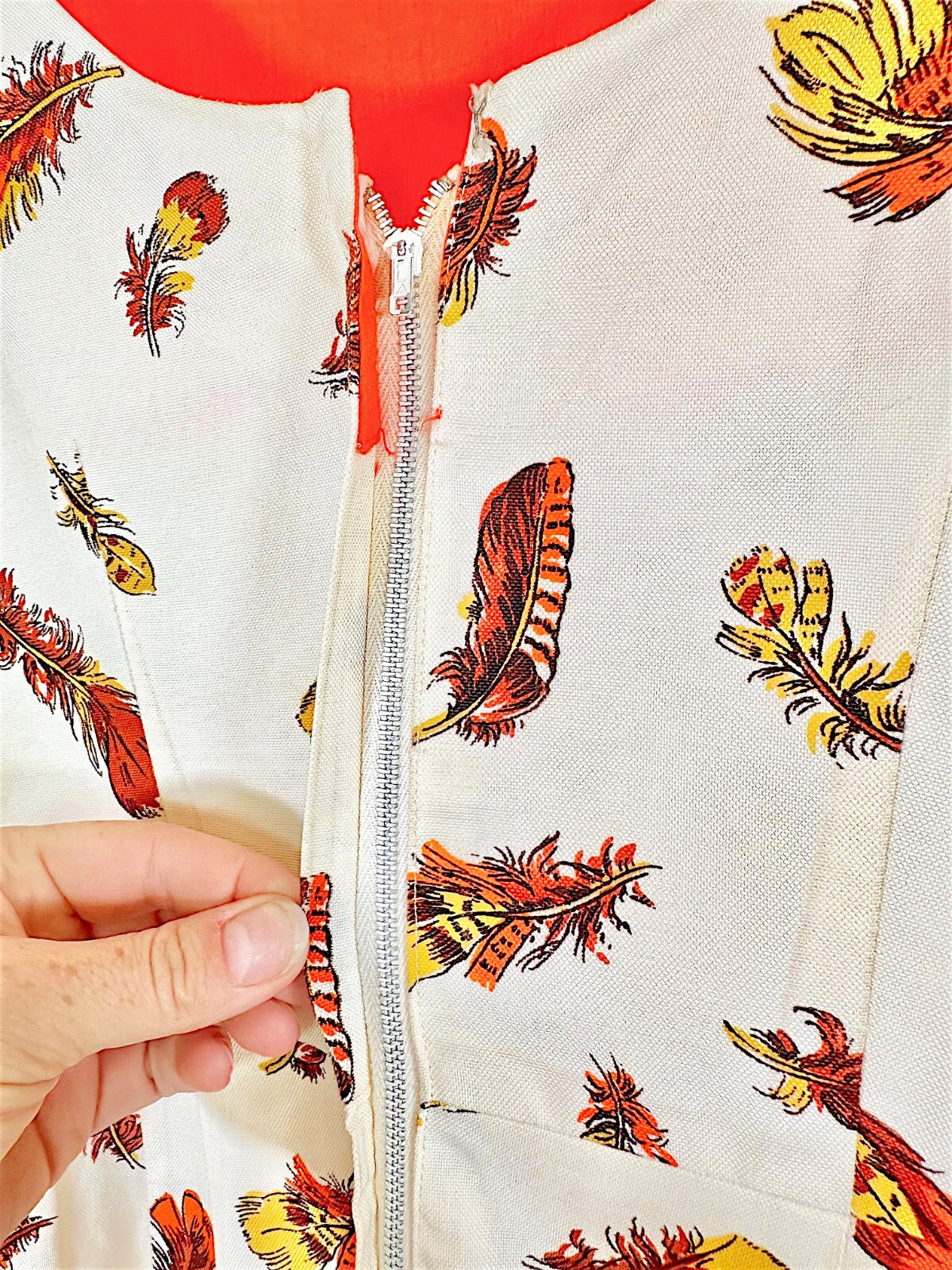 Vintage Cover Girl of Miami Feather Print Retro Sheath Dress