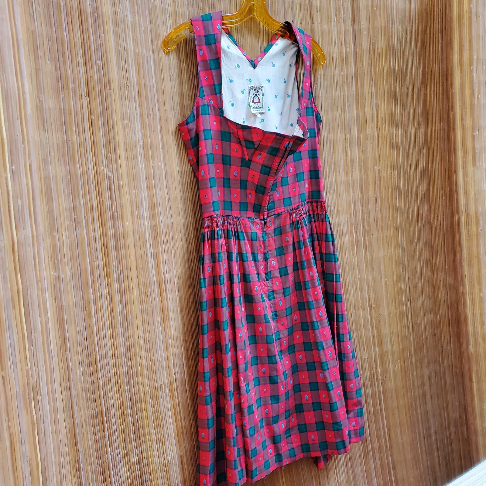 Vintage Salzburger Trachten Traditional dirndl dress red cotton floral