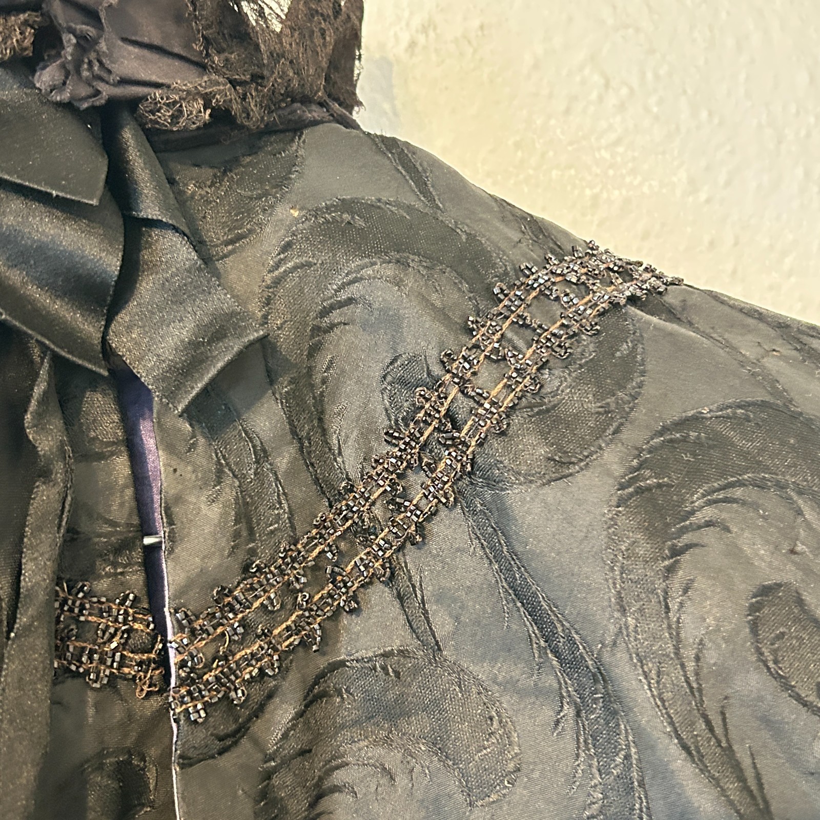 Antique Victorian Black Silk Lace Beaded Evening Cape Capelet Mourning 1800s