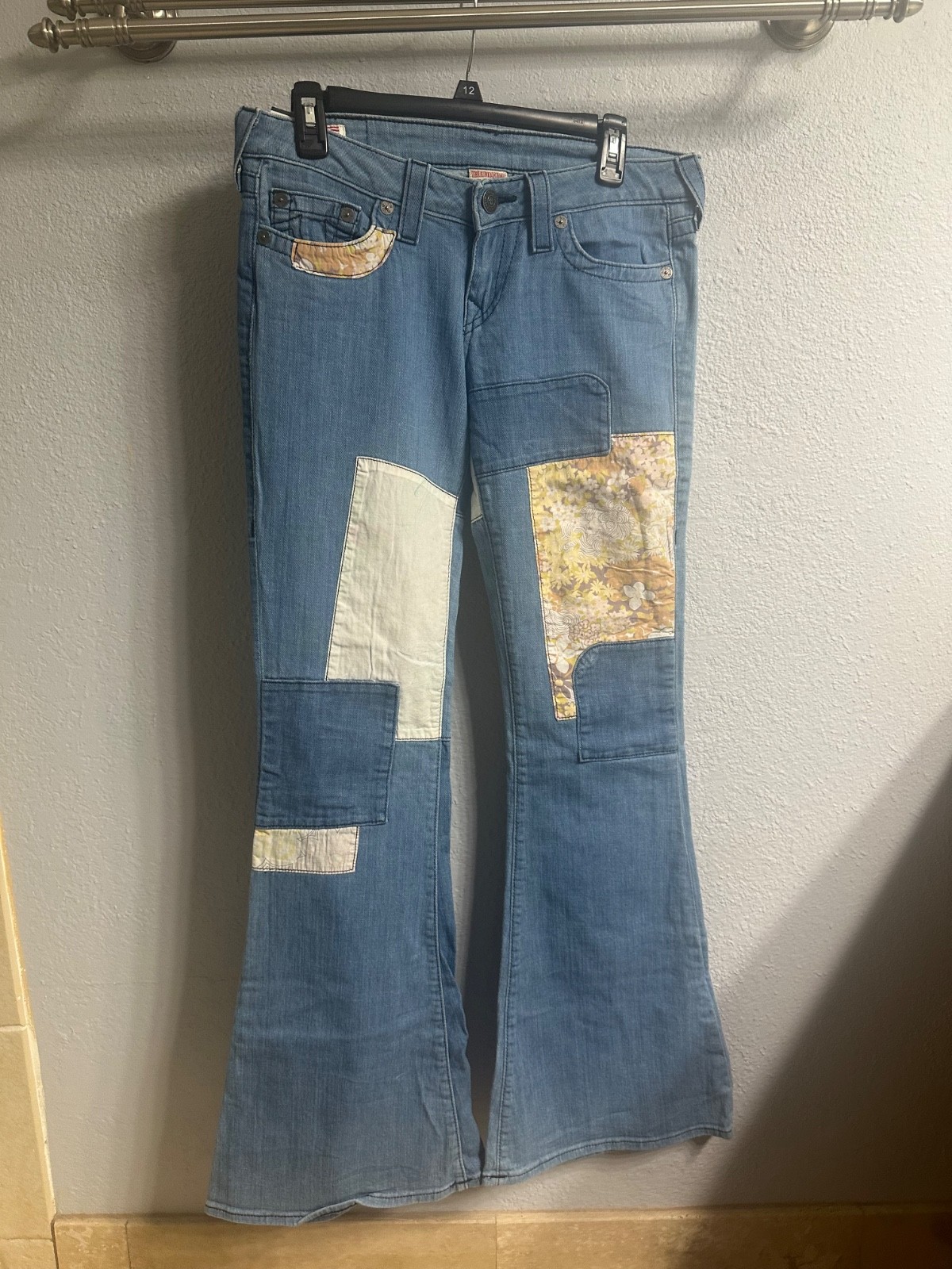 Women’s True religion patchwork low rise flare jeans size 29