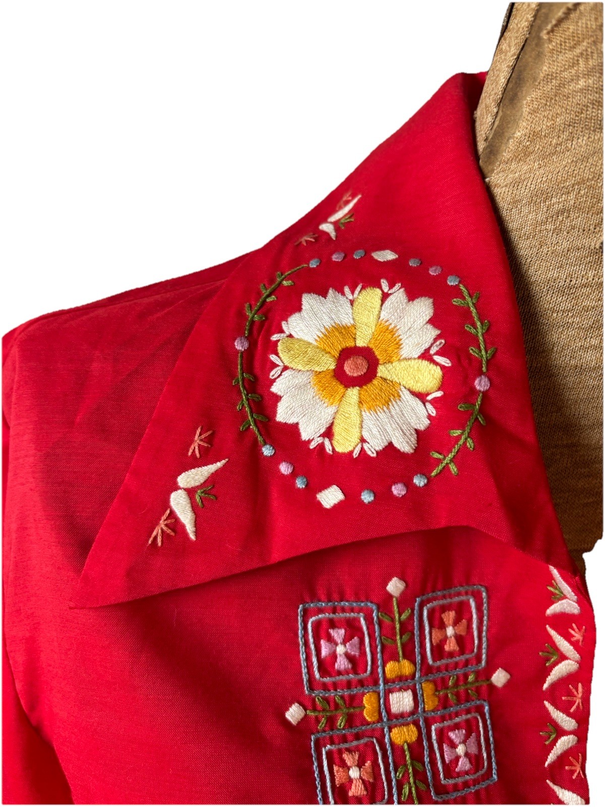 Vintage Lily Retro 70’s Women’s Floral Embroidered Red Blouse Size L Daisies
