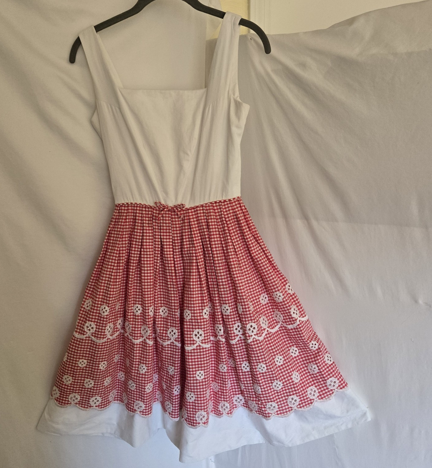 Vtg Summer Fit Flare Red Gingham Junior House Dress Sz 32 Bust Cotton Knee Lngth