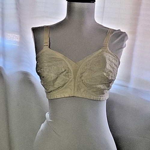 Vintage PLAYTEX LIVING BRA 36C #179 Ivory LACE CUP LINGERIE Brassiere 1970s USA