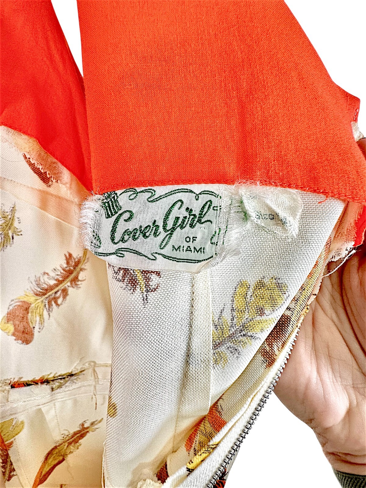 Vintage Cover Girl of Miami Feather Print Retro Sheath Dress