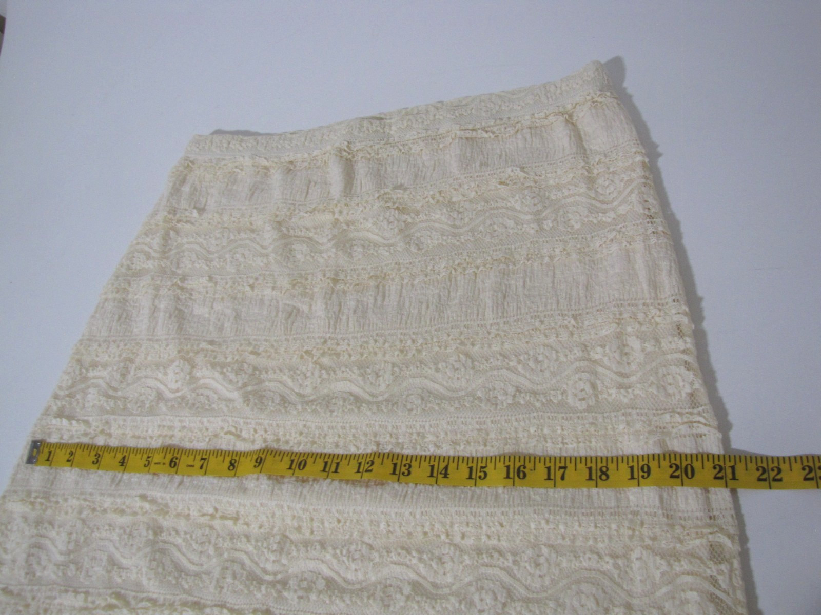 NWT Y2K MAX Studio cream Cupcake-Lace Straight Maxi Skirt Lined Stretch Wm. M/L