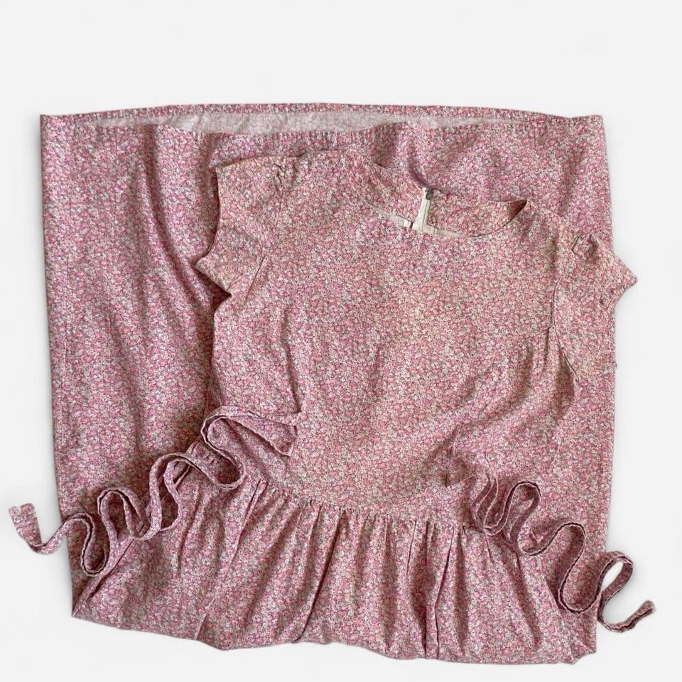 Vintage Handmade Pink Floral Short Sleeve Dress