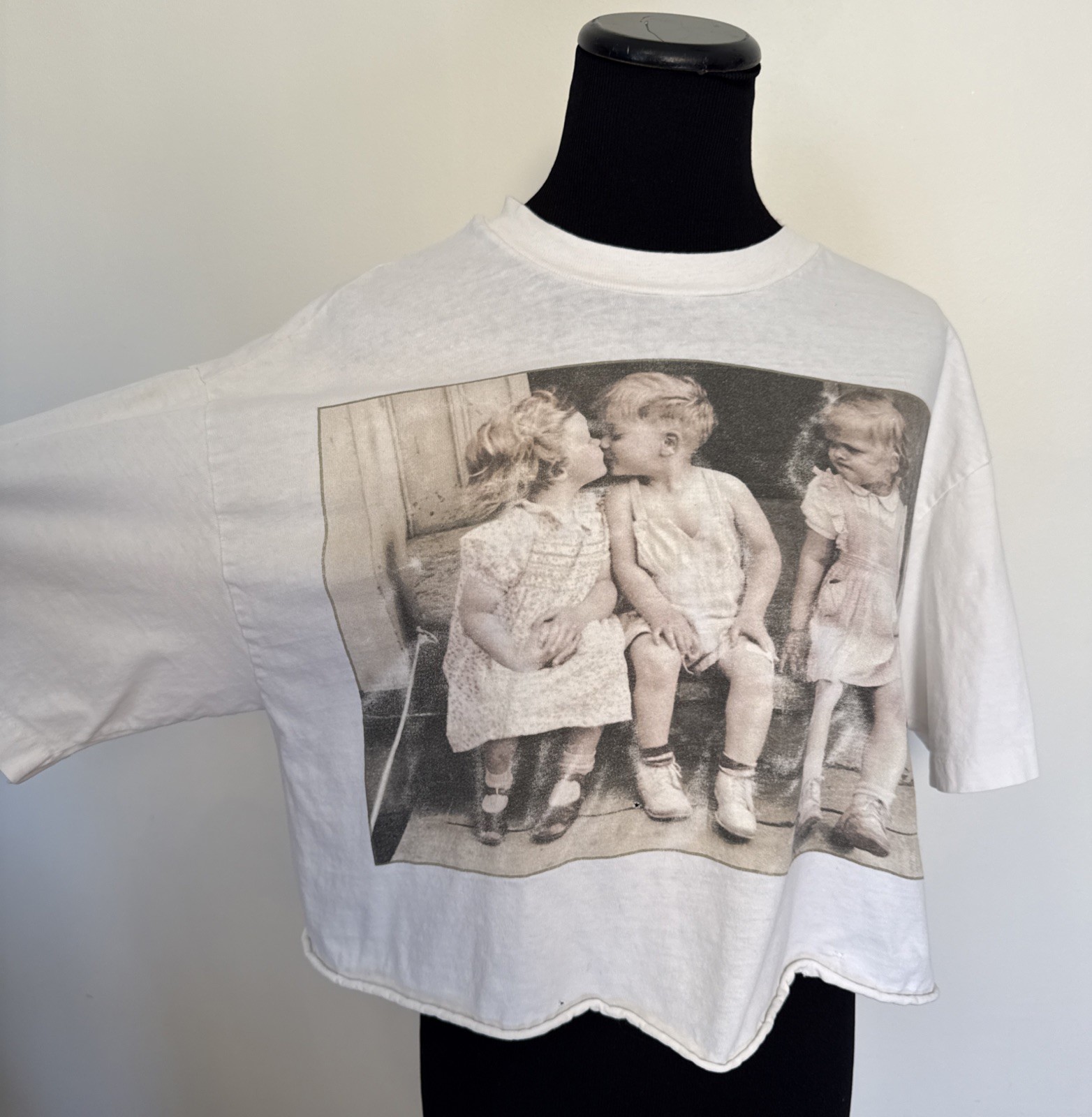 Vtg 90’s “The Kiss” Furman Baldwin T-Shirt Distressed Cropped Single Stitch S-L
