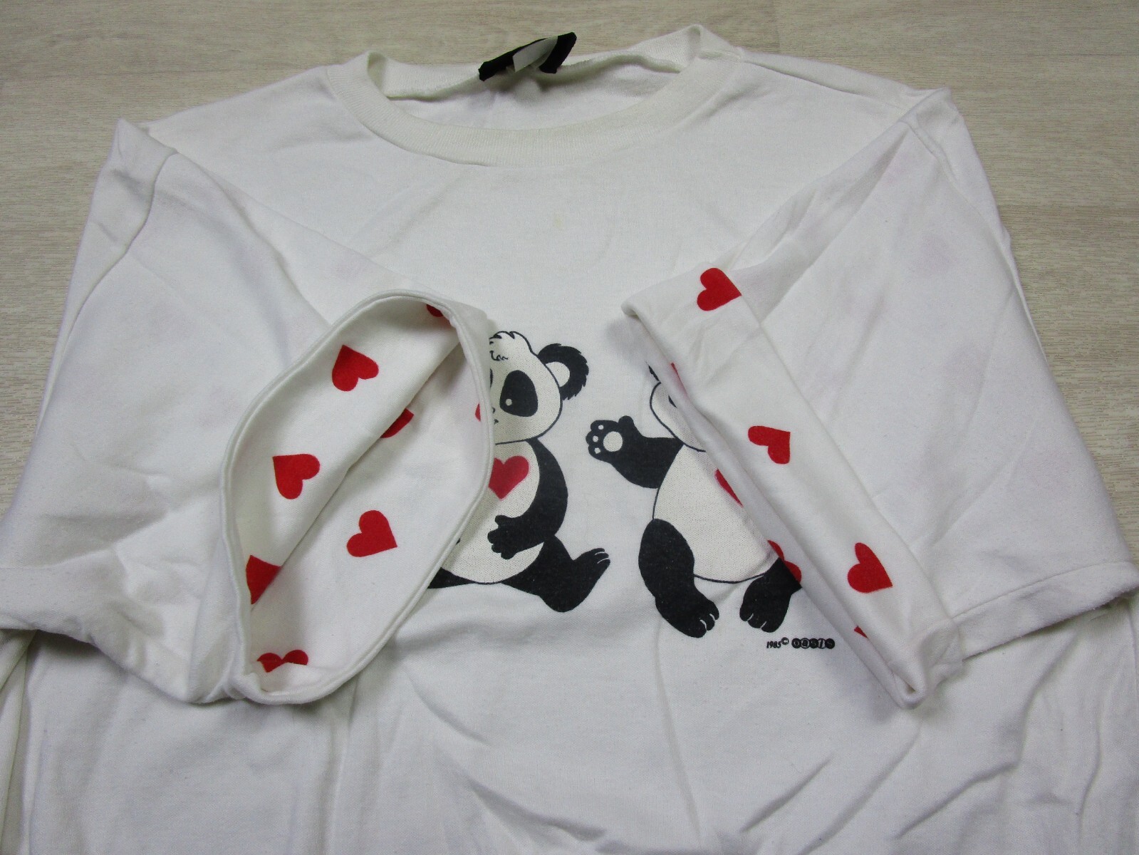 Vintage Zoo Crew Double Sleeve Panda Bears & Hearts 1980’s USA Animal Nature (M)
