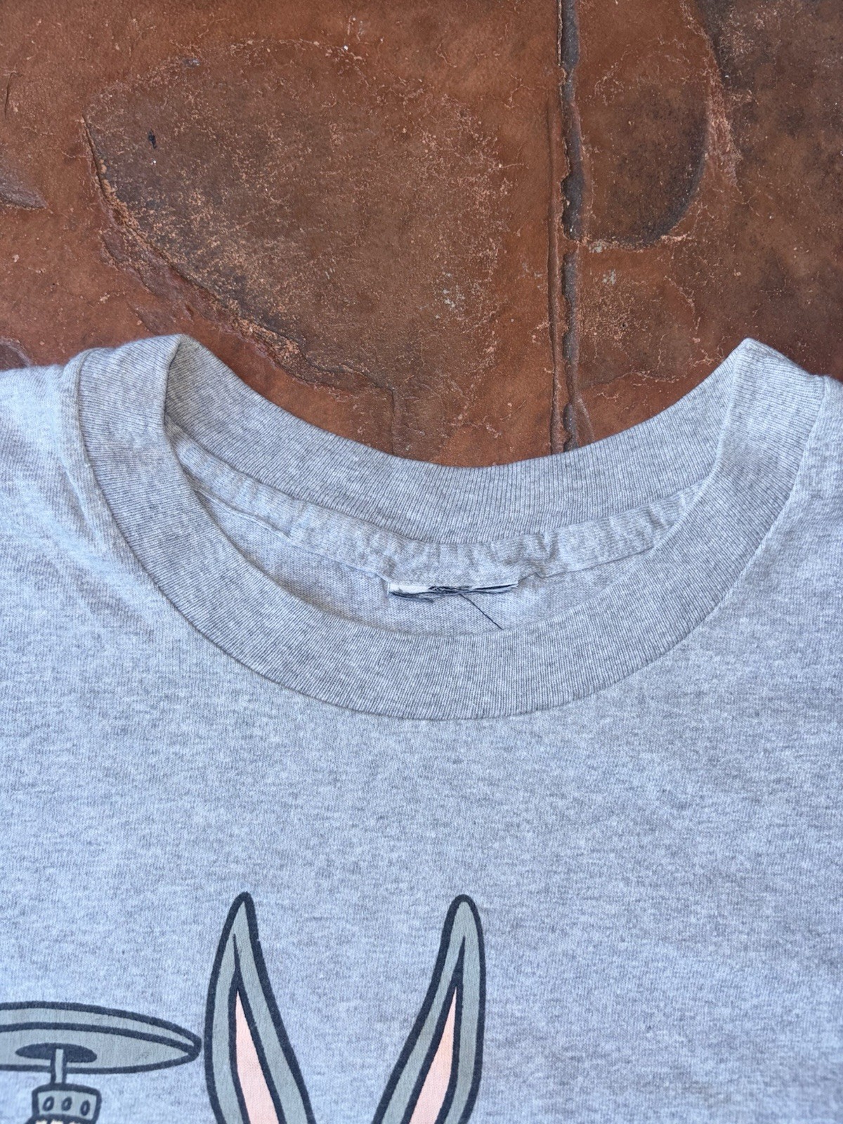 Vintage 90s Looney Tunes Bugs Bunny Daffy Taz Workout T-Shirt OSFA Sleep