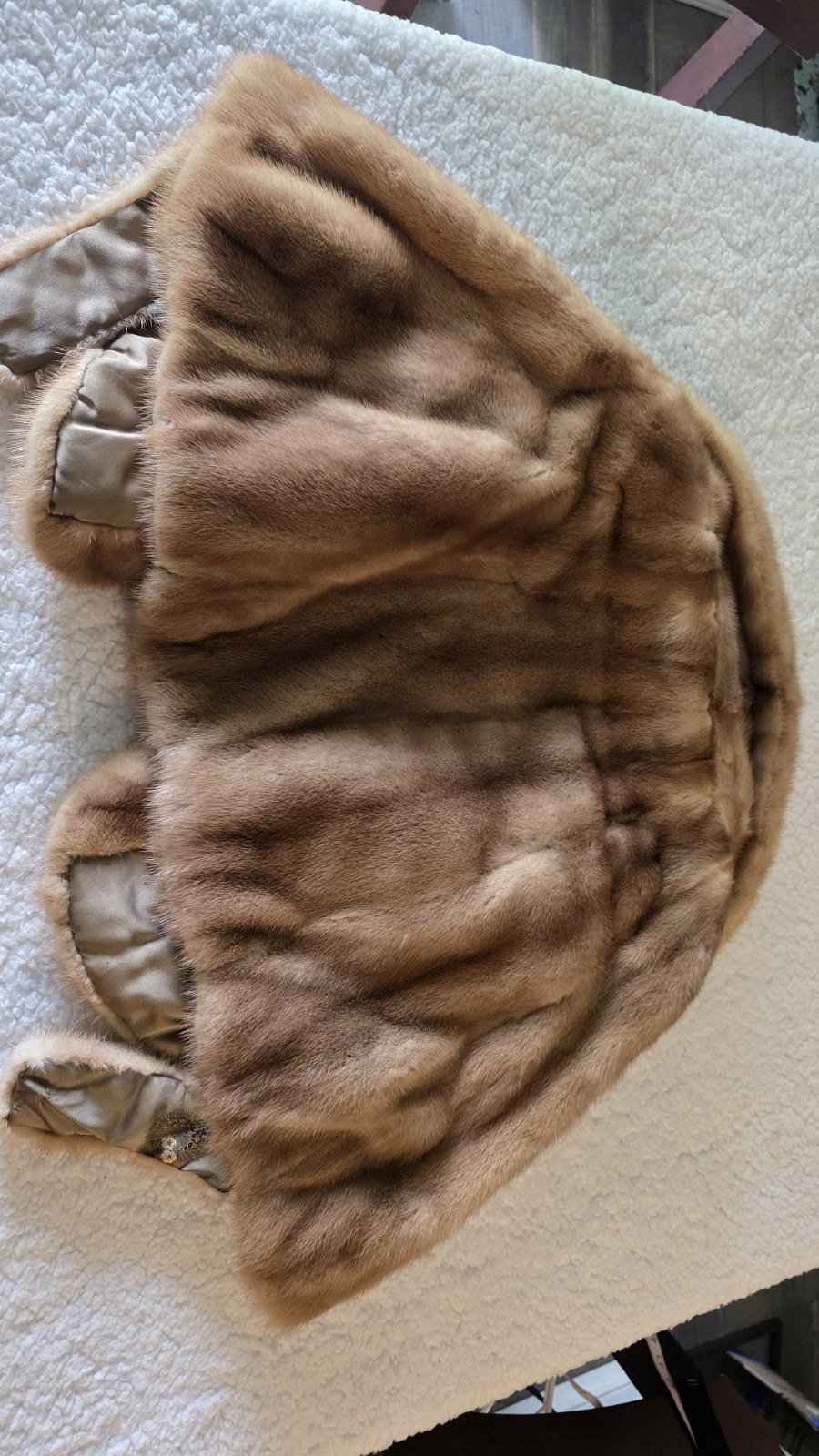 READ Vintage 1950s Genuine Blonde Pastel Mink Fur Capelet Bolero Shawl Collar