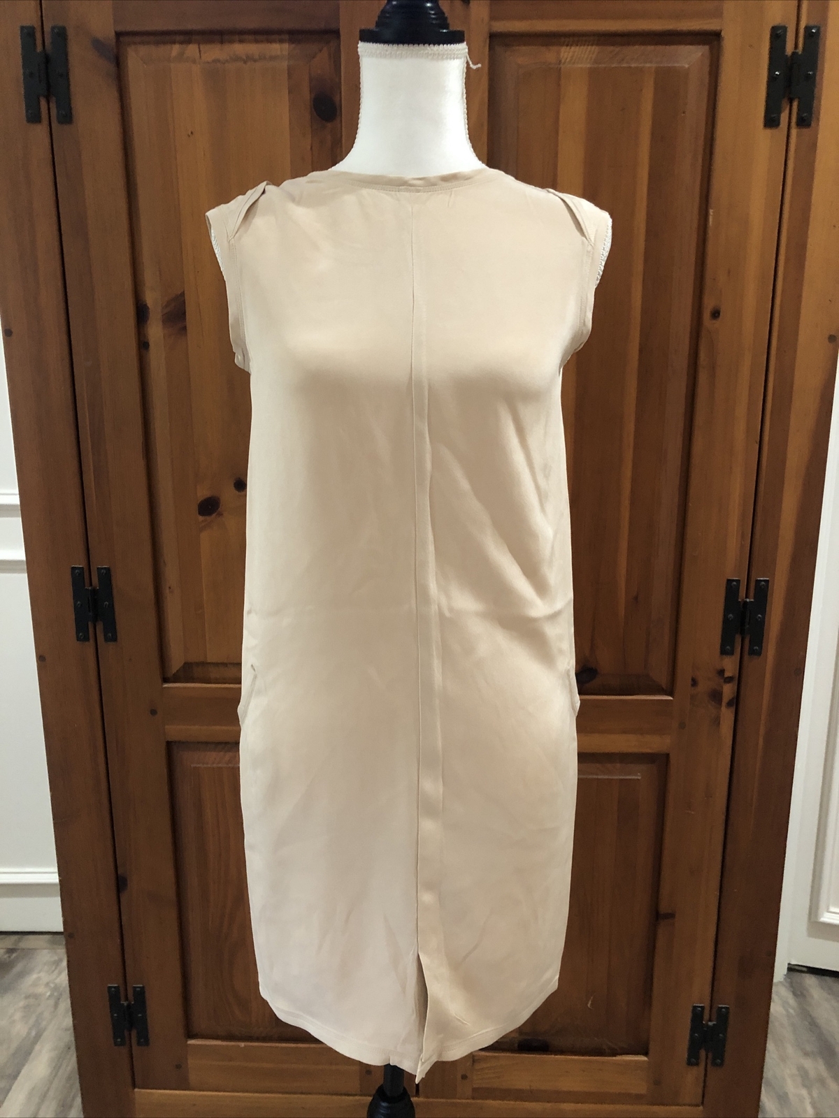 Geoffrey Beene vintage 70s blush nude silk jersey Chicly Detailed Shift Dress S