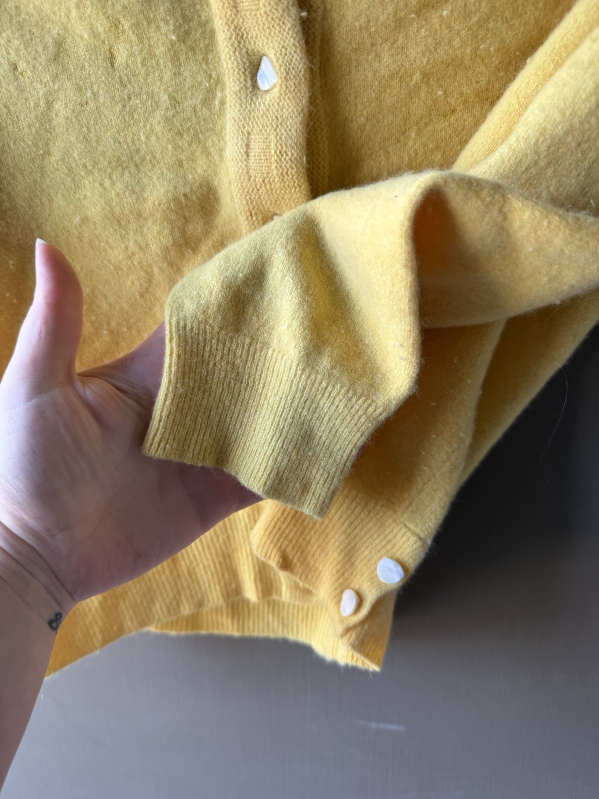 Vintage 1940s 1950s Wool Cardigan Sweater Button Up Rockabilly Womens Yellow