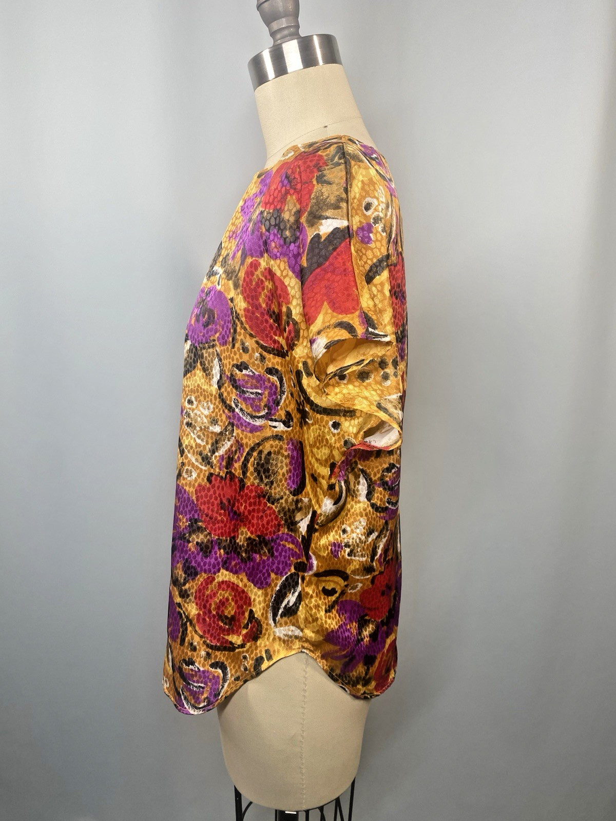Vintage Blouse SIZE 4 XS PETITE gold red purple floral NOTATIONS 80s 90s