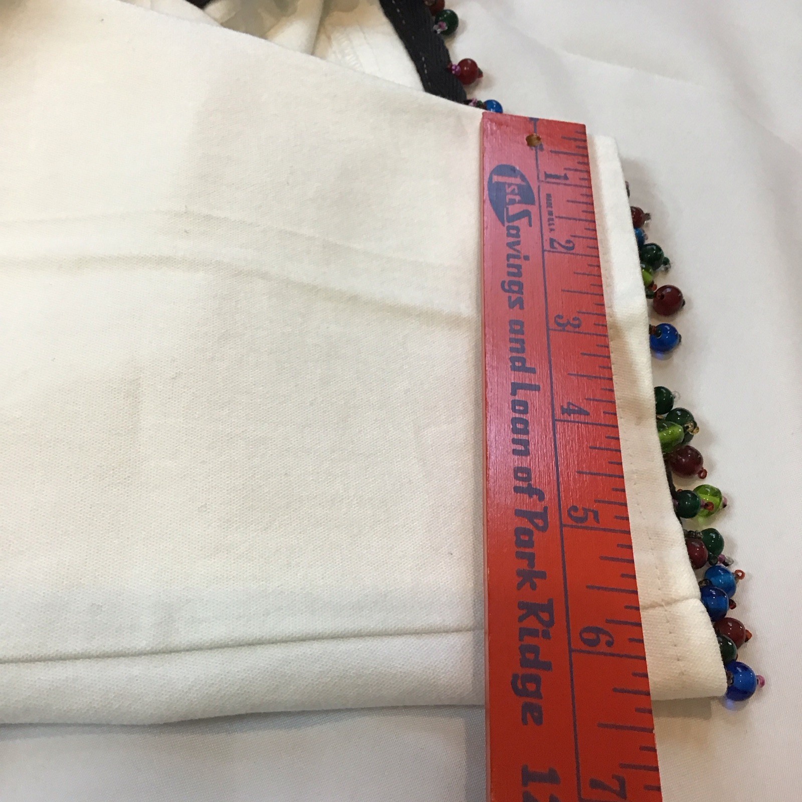 Paul Harris Design White Beaded Capri Cotton Pants Womens Size 2 USA Vintage 90s