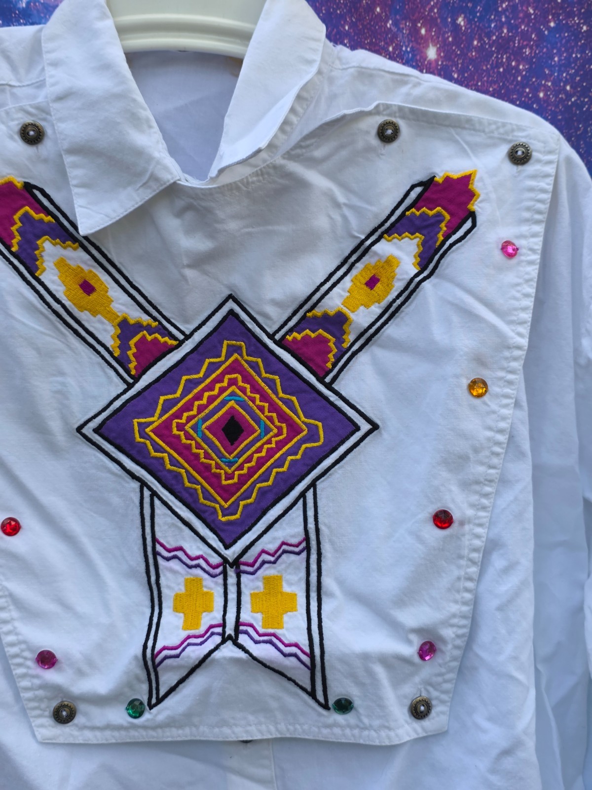 VINTAGE 1993 WESTERN SOUTHWEST CANYON SHIRT SIZE MEDIUM JEWELS WOMEN’S BLOUSE