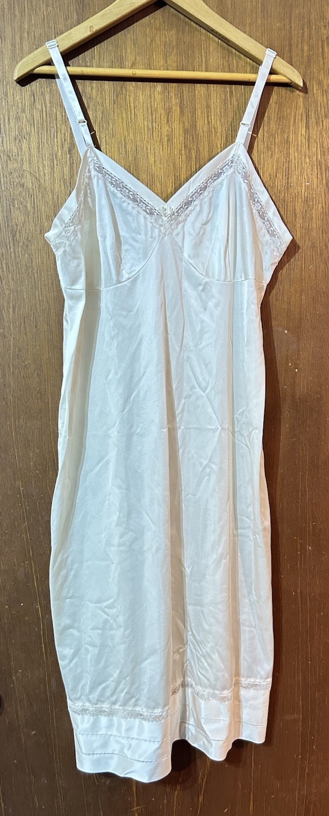 Vintage 2 Pc Nylon & Lace Full Slips Blush & Ivory SZ 40L XL Lorraine Shadowline