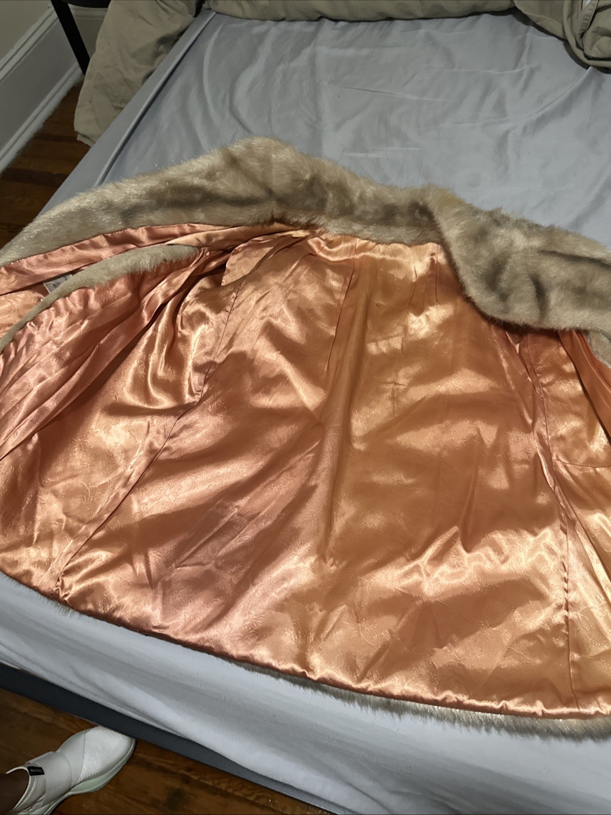 SEARS Vintage 70’s The Fashion Place Faux Fur Cape Cloak Poncho Coat One Size