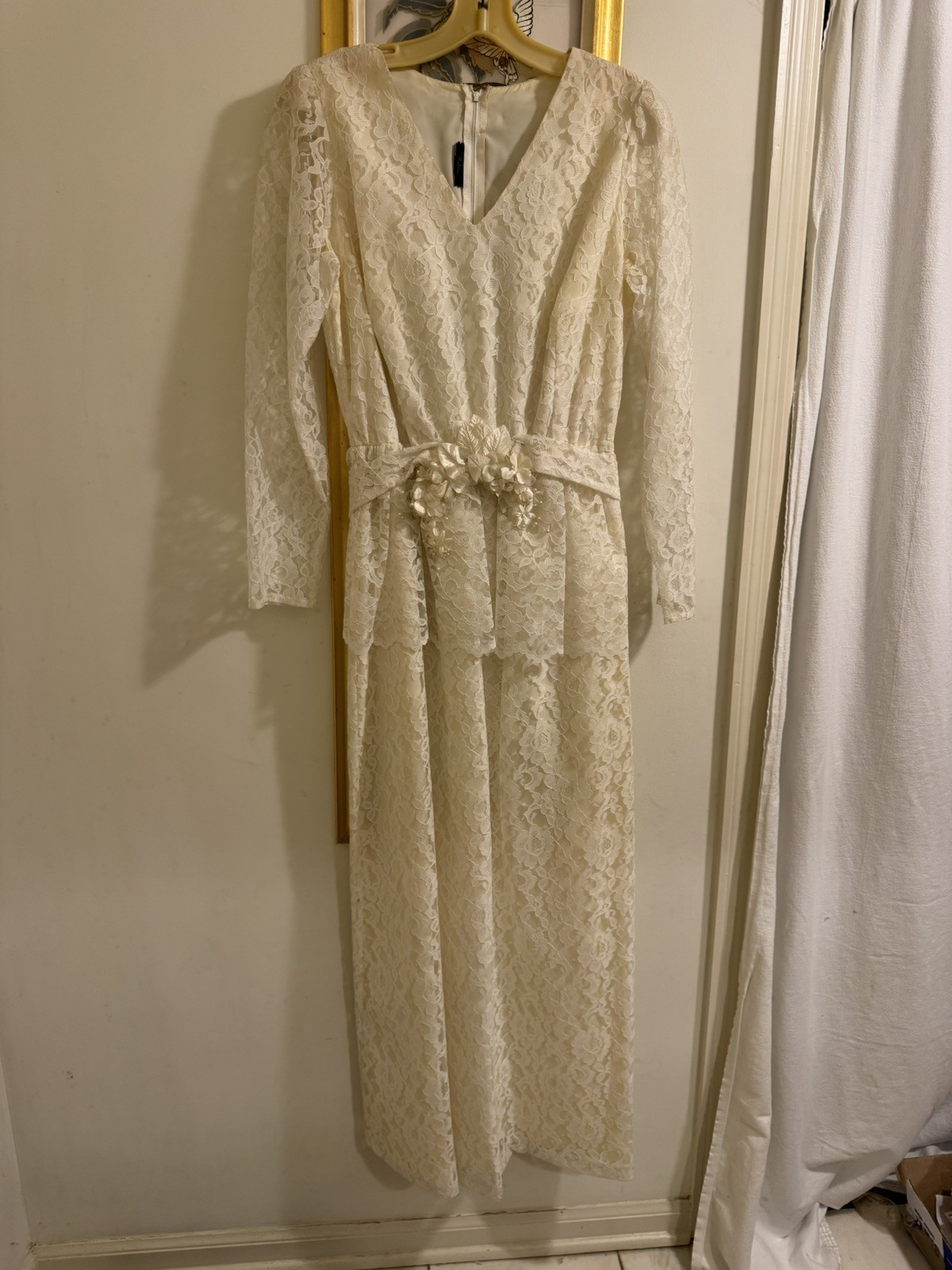Vintage 1995 Peplum Maxi Long Sleeve Lace Wedding Dress Size 16