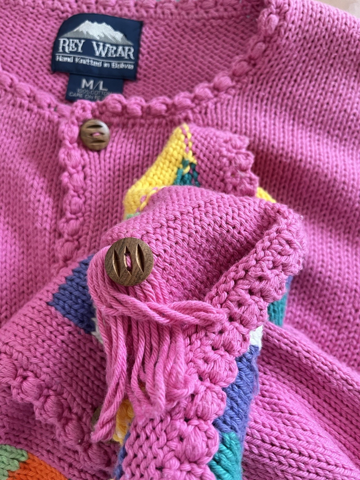 Vtg 90s REY WEAR Bolivian Hand Knit Bold Geo Candy 🍭 Pink Cardigan Sweater-M/L