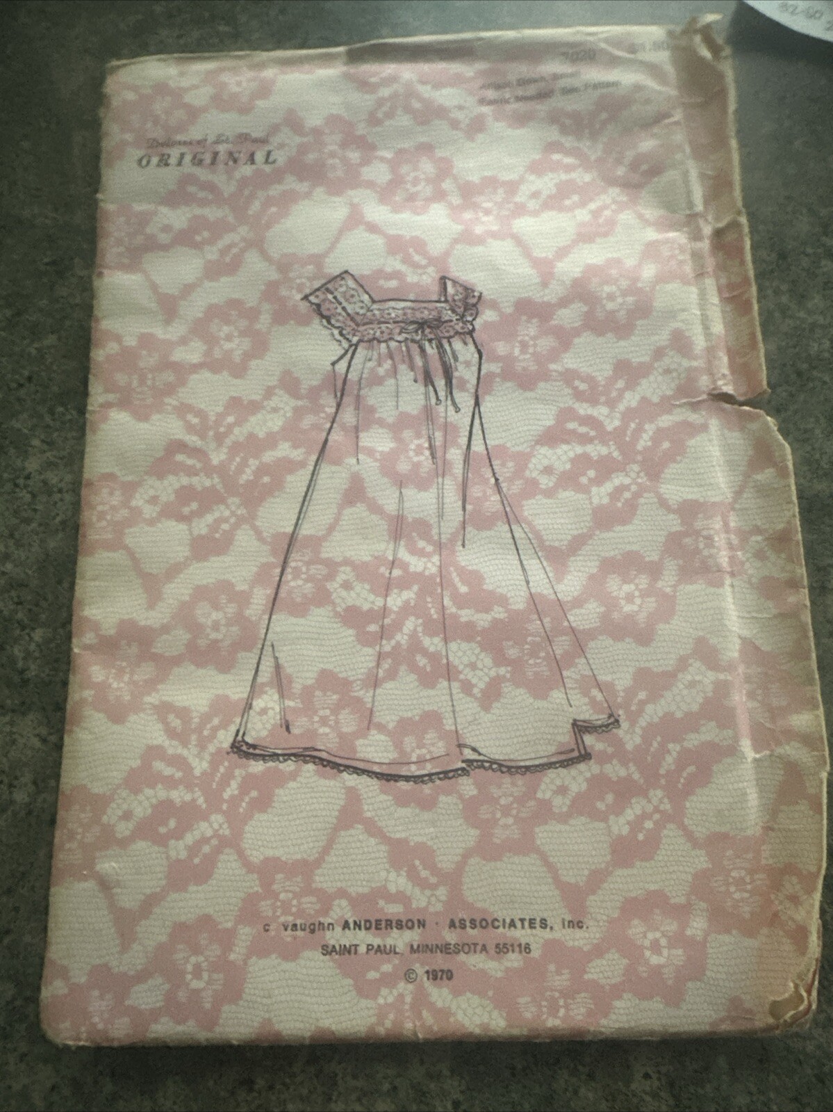 UNCUT Dolores of St Paul~7020~Ladies Nightgown~Size Small 1970 Vtg Pattern