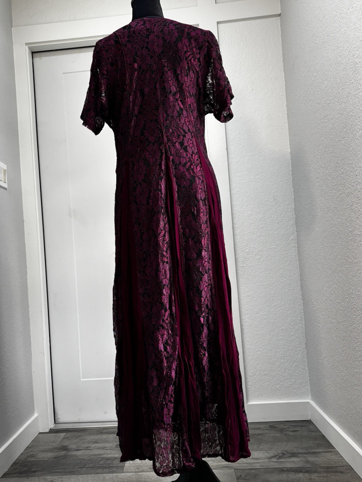 Olivia Vintage 90s Whimsigoth Lace Maxi Dress S Plum Purple Godet Flare Romantic