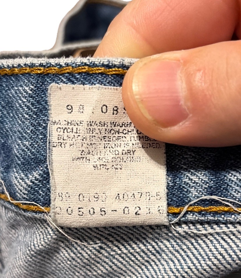 Vintage Levis 505 0216 Womens 31×26 Jeans Straight Distressed Paint Indigo Fades