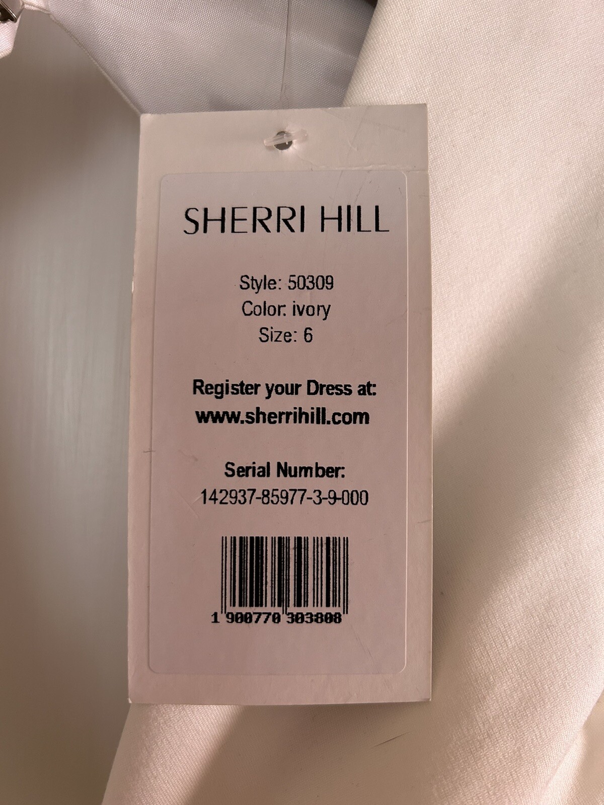 NEW WITH TAGS Elegant Sherri Hill 50309 Long Sleeve Ivory Wedding Gown Sz 6