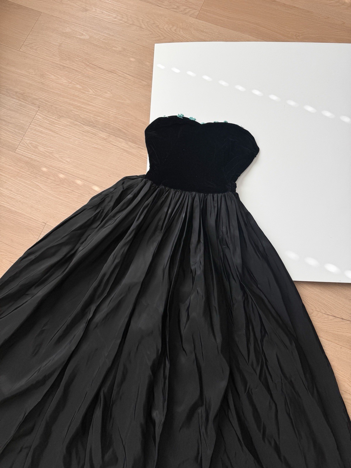 Vintage 40s/50s Black Dress Formal Maxi Strapless Velvet Floral Gown Prom