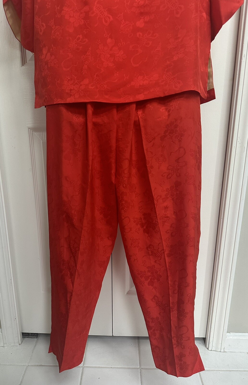 Vintage SZ 12 Dynasty Hong Kong BCC Silk 2 Pc Jacquard Floral Hostess Pant Set