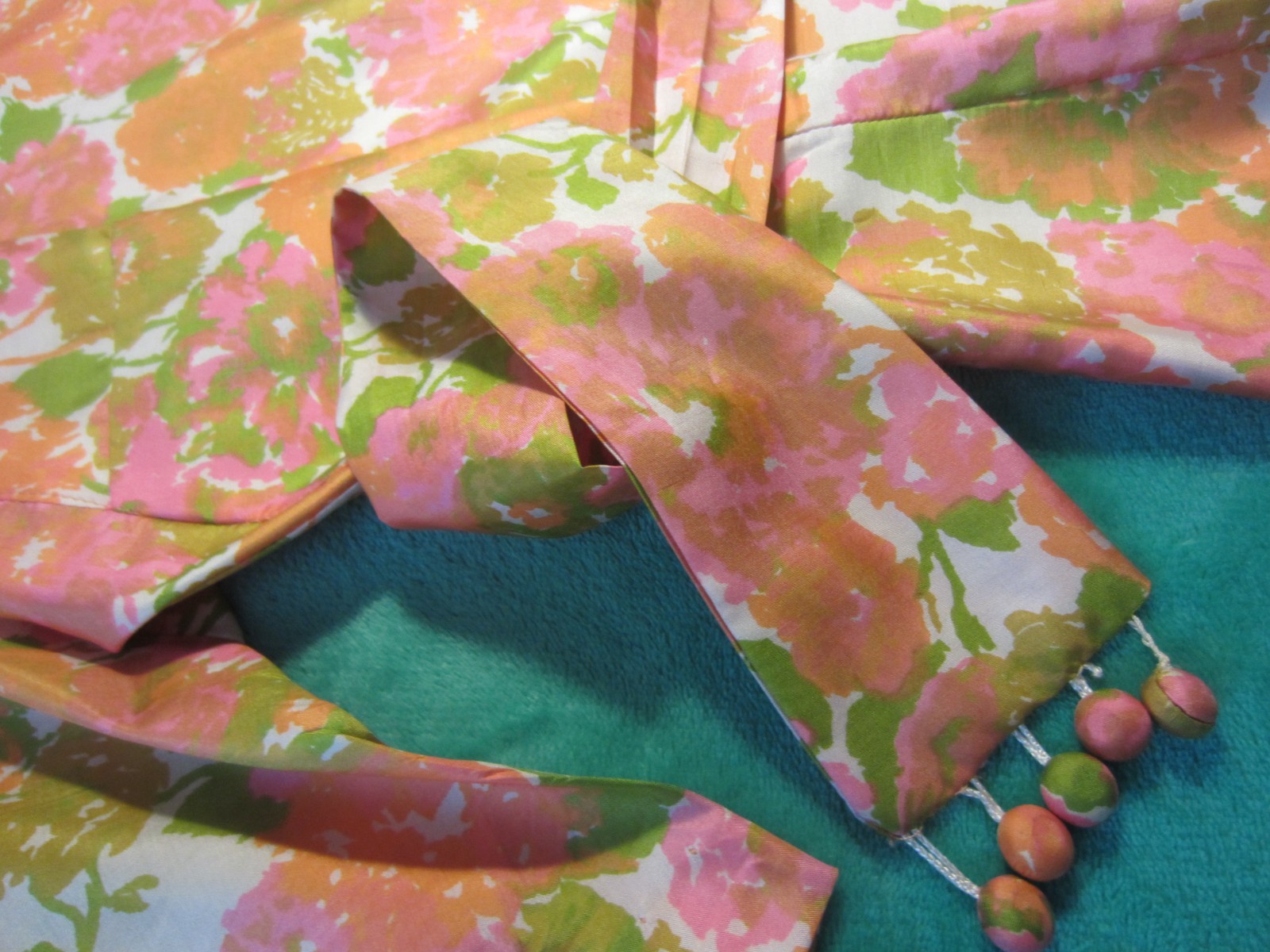 Vintage~Hand Sewn Silk Dress/Belt~60’s Era~Pink/Orange/Olive/Cream~Form Fitting