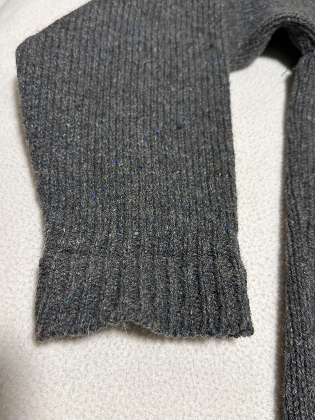 100% Wool 2 Button Vintage Alps Merrimac Valley Sweater Large Made In The USA