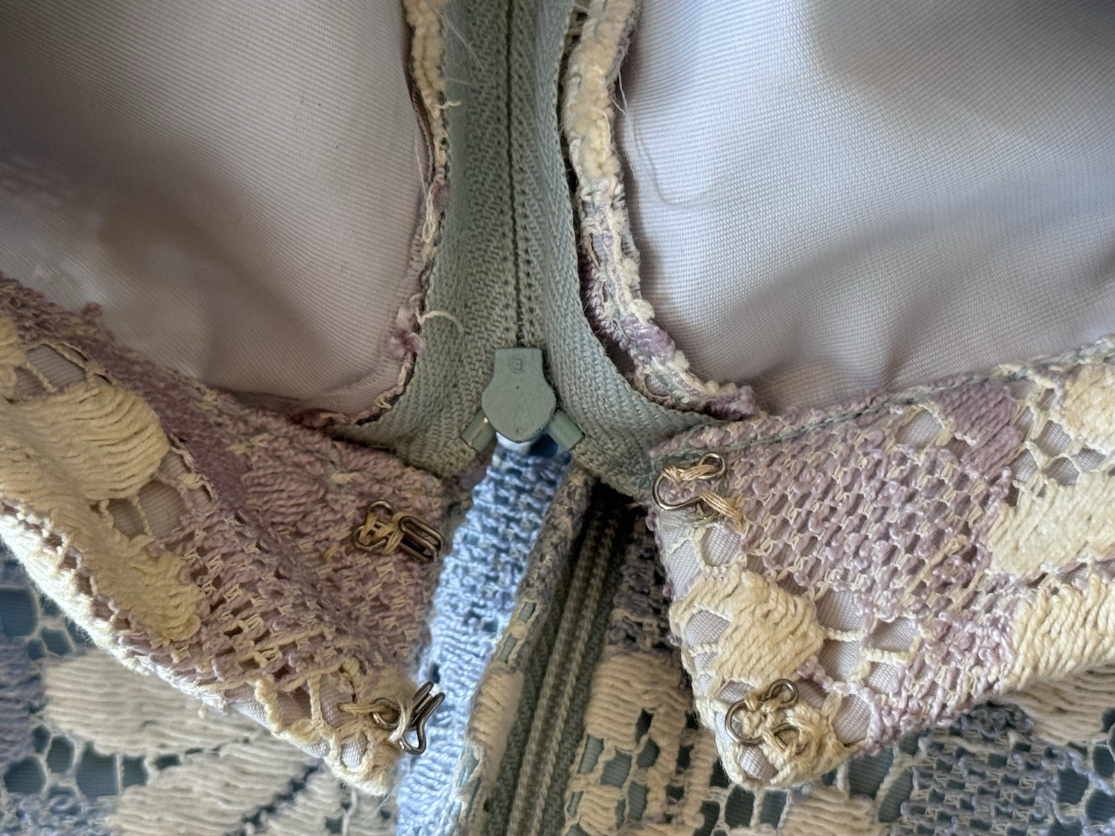 Vintage 70s Elinor Gay Daisy Lace Dress Blue Cream Bow Prairie Cottage Core Boho