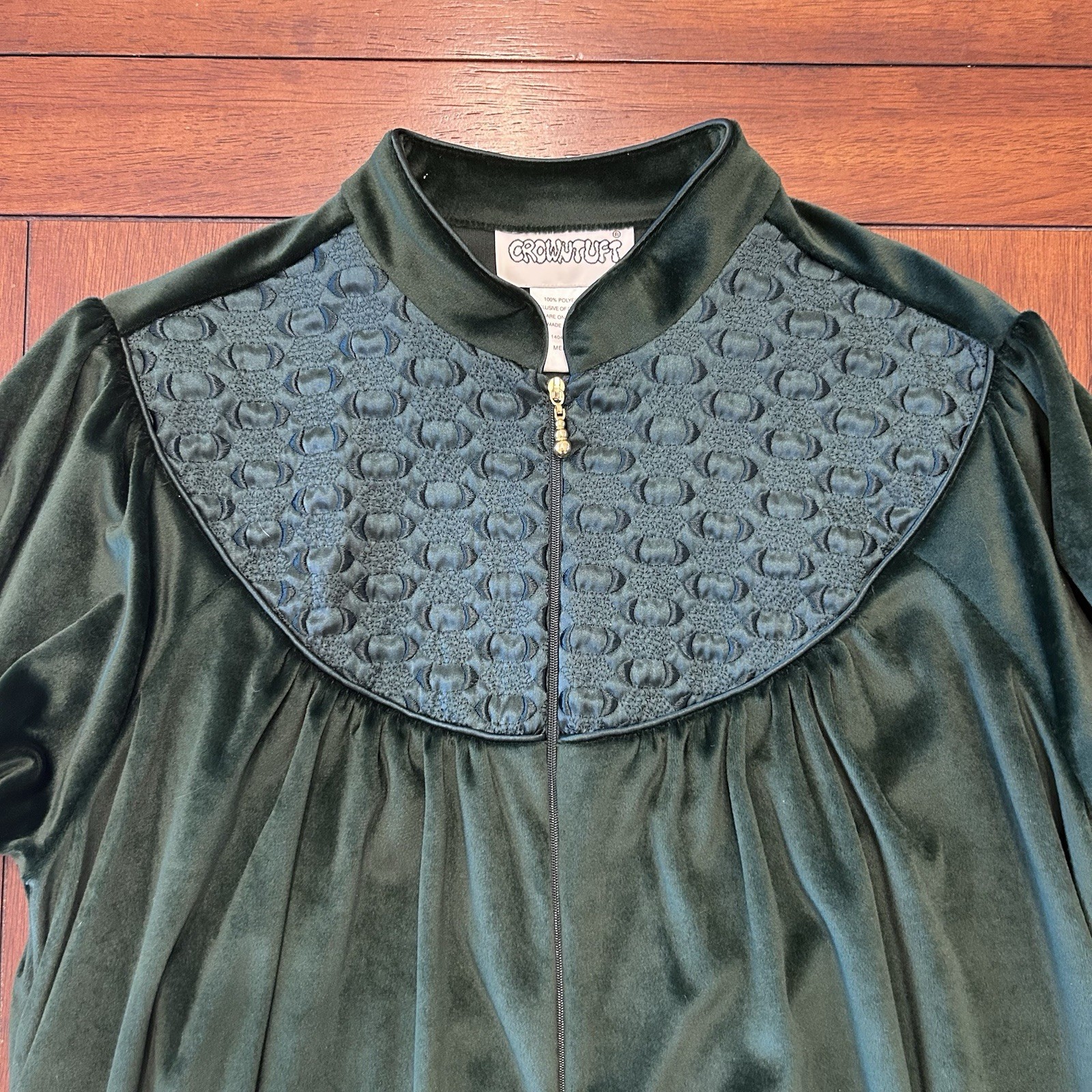 Vintage Crowntuft Zip Front Green Velour Housecoat Robe Pockets Women’s Medium