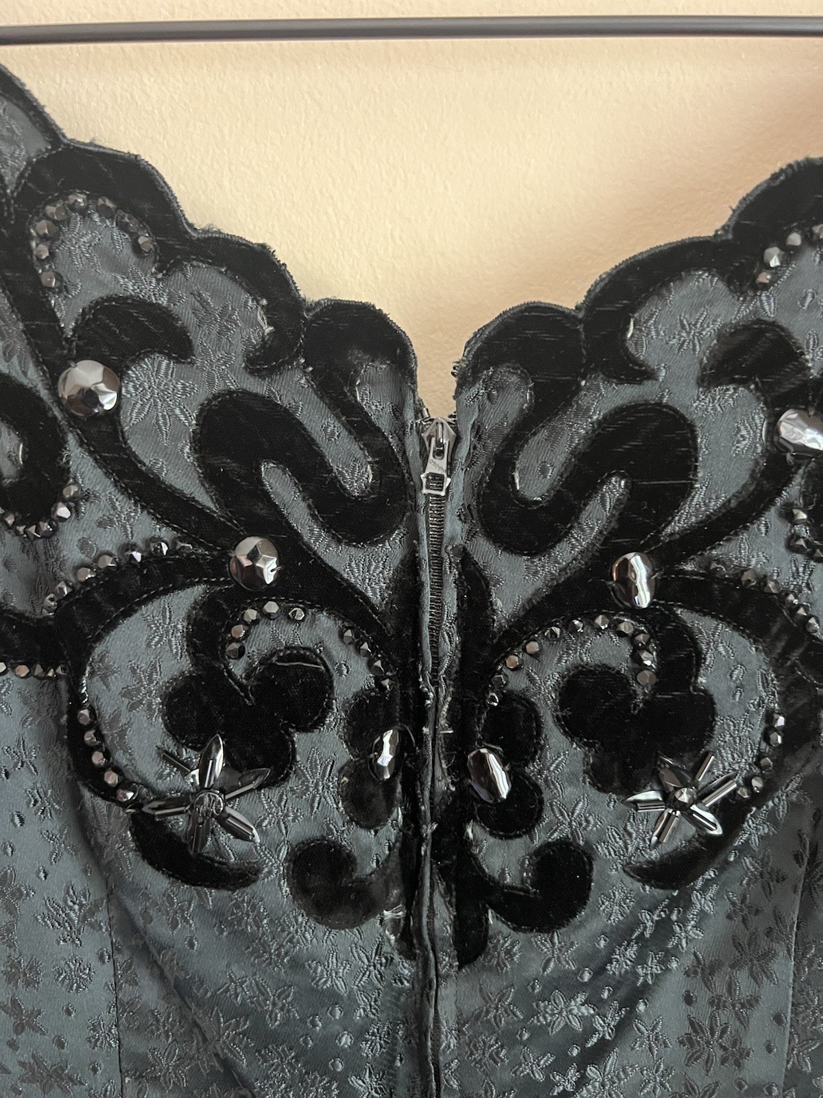 Dress Brocade Vintage 60s Cocktail Black Velvet Beaded Womens Size 10 12