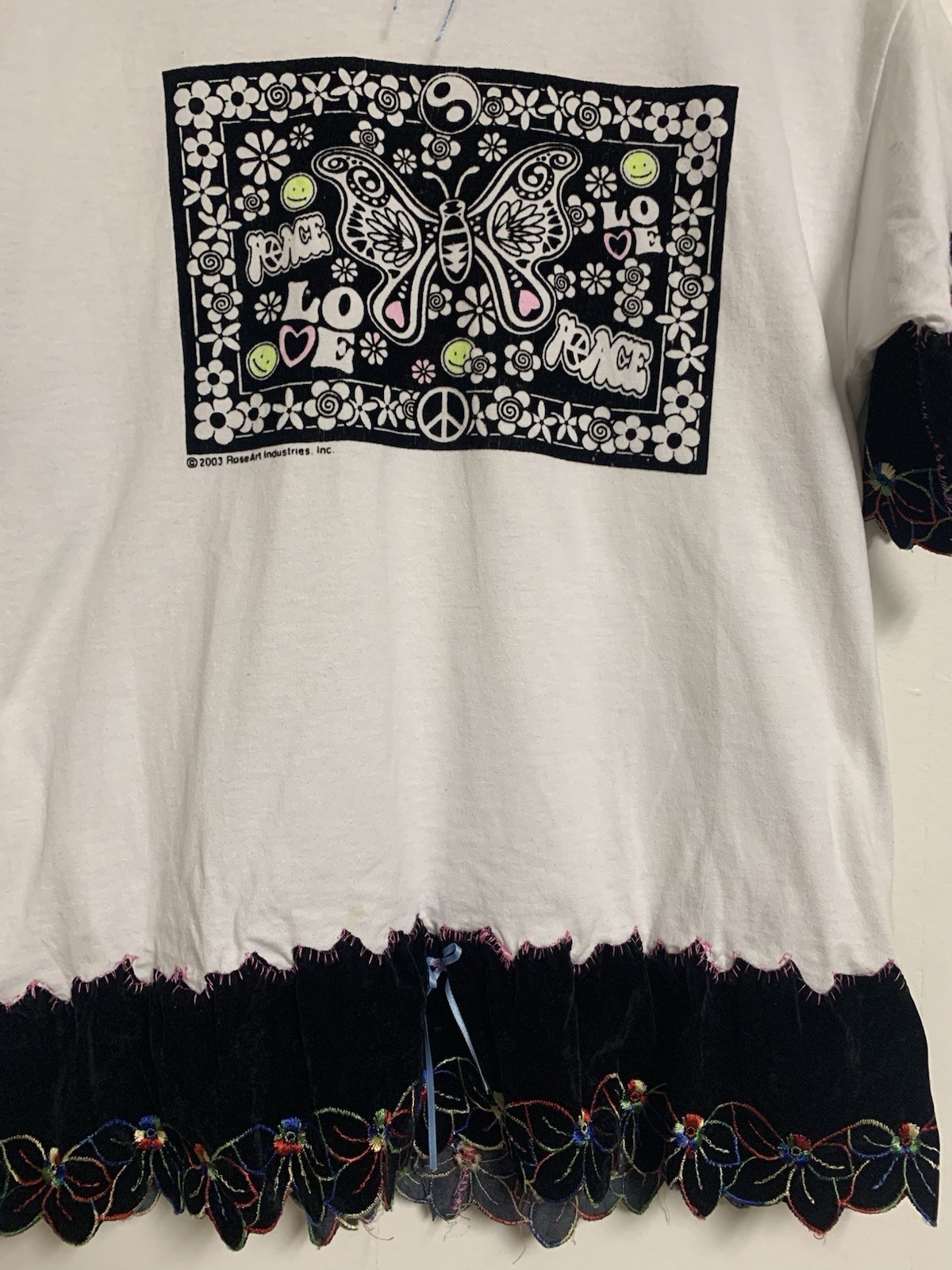 Vintage 2003 Rose Art Industries Color Pattern Reverse Stitch Tee 14-16 or S-M