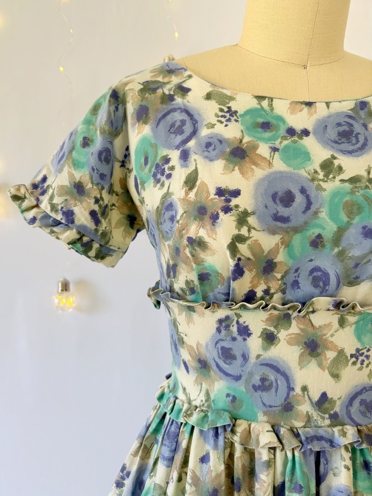 Vtg 50s 60 Blue Watercolor Floral Print Fit Flare Dress Short Sleeve Ruffles XS