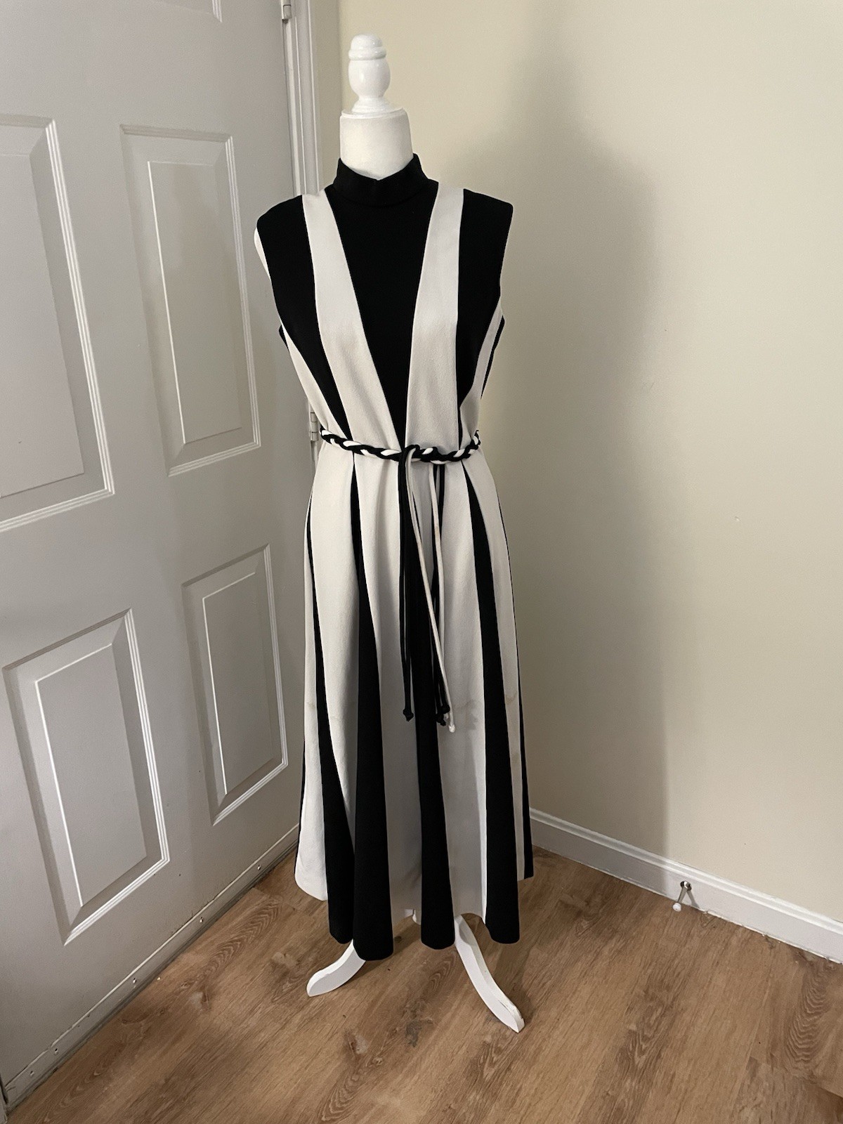 Rare Vintage Mary Dobbs Original Maxi Dress Fits Modern Size 10