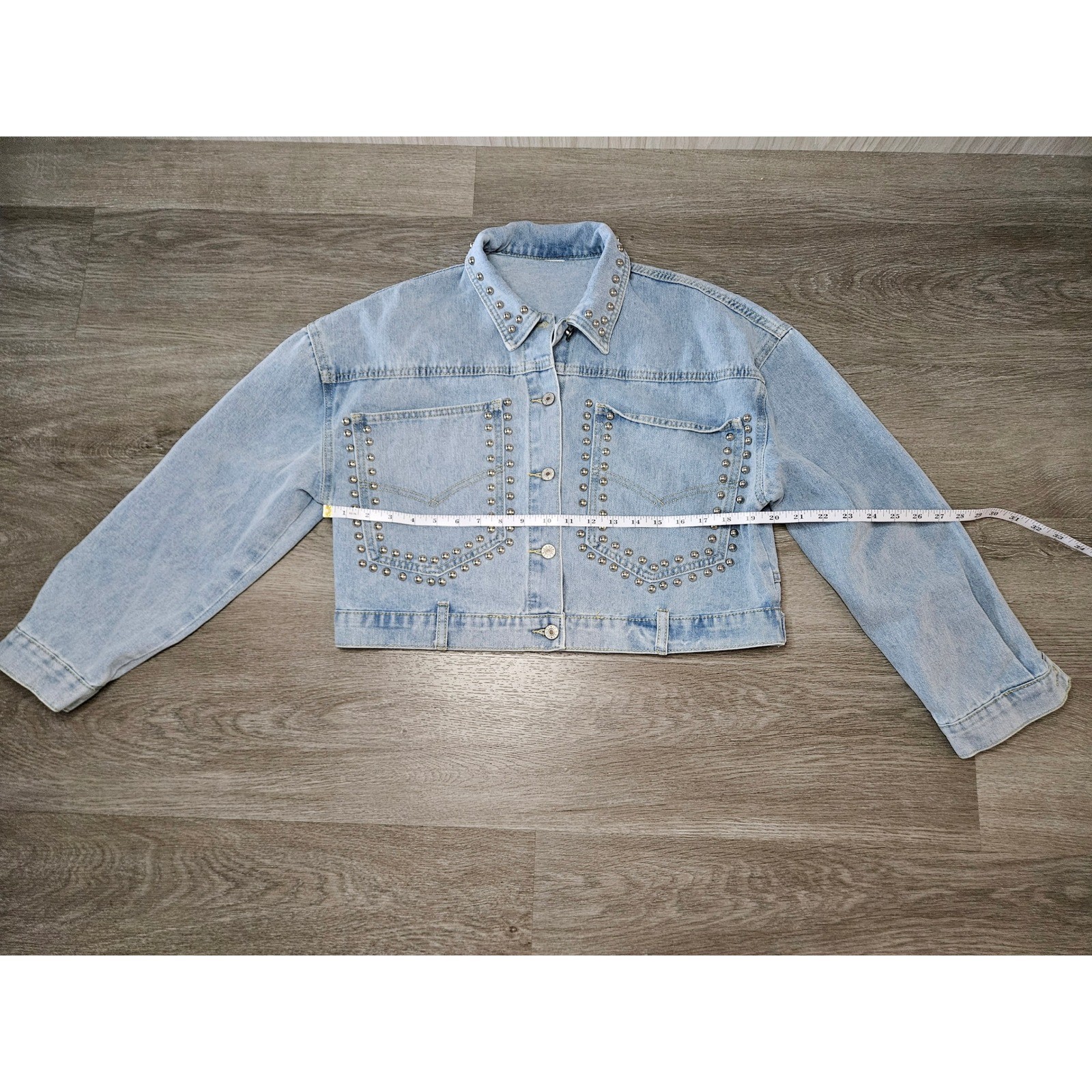 Vintage Style Studded Light Wash Cropped Denim Jacket Retro 90s Style Blue S/M