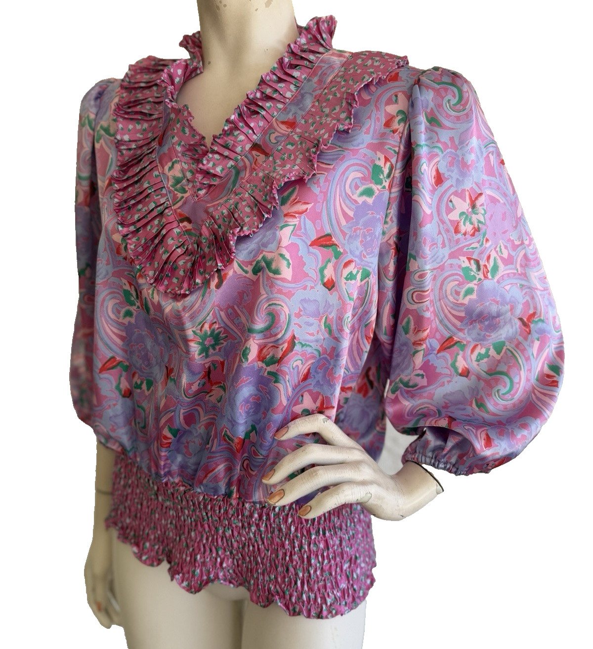 SUSAN FREIS Top VTG Lavender Pink Ruffled Smocked Blouse with tiny flaw Size M
