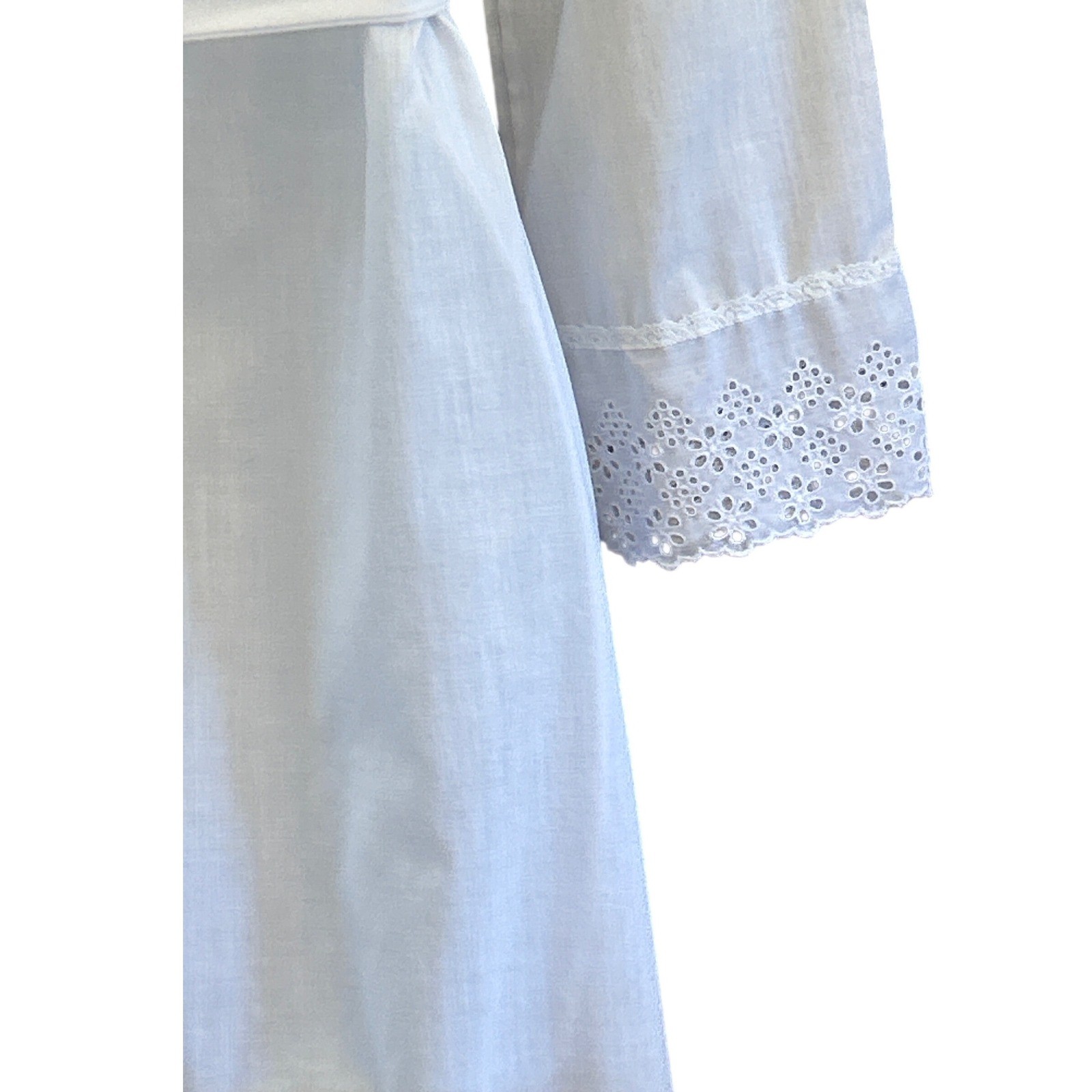 70s Deena Robe Dressing Gown Cottagecore Coquette White Eyelet Lace Style 1889