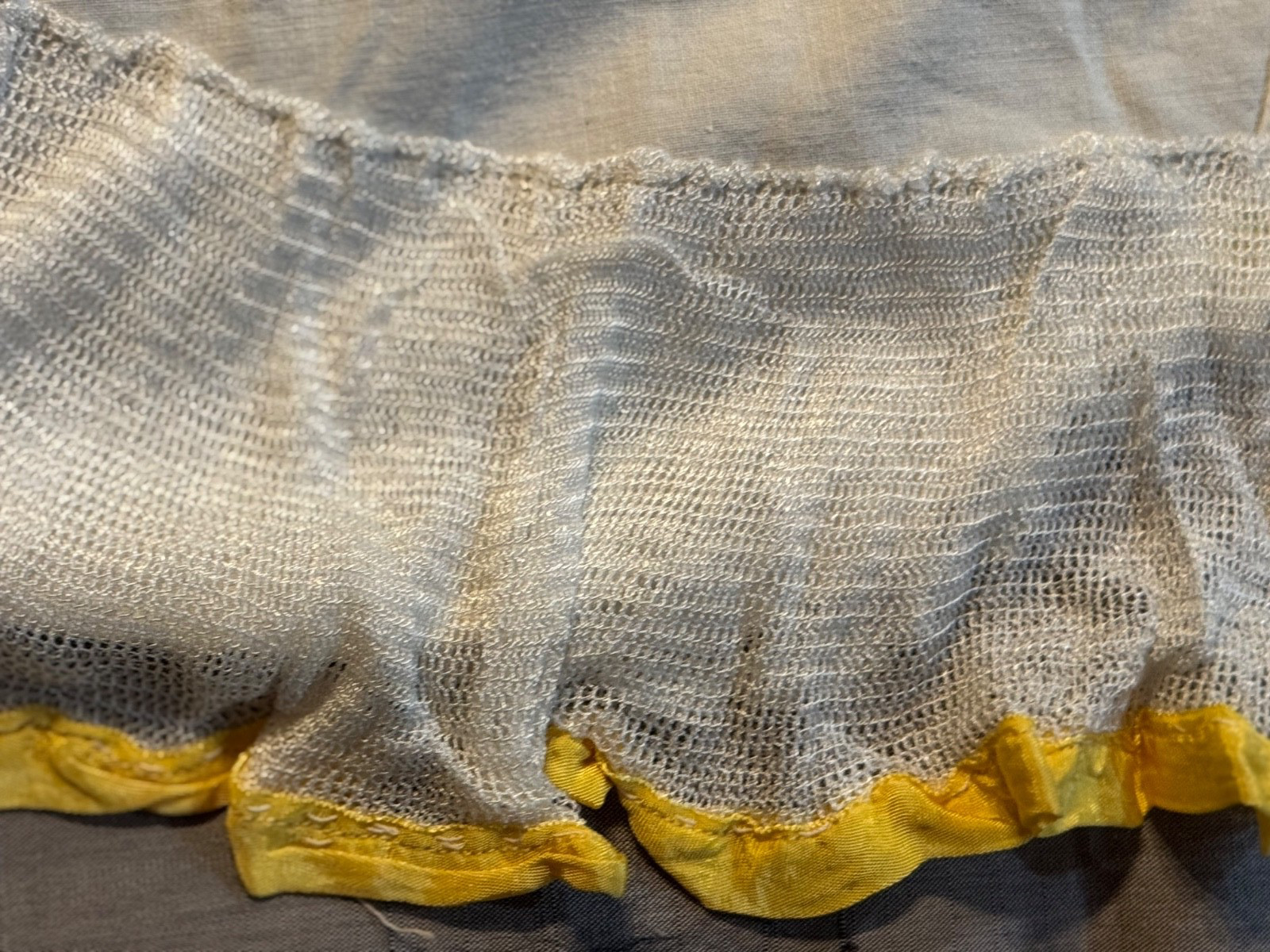 Antiq. FRENCH EDWARDIAN VICTORIAN WHITE COTTON PETTICOAT WITH LACE Trim Netted